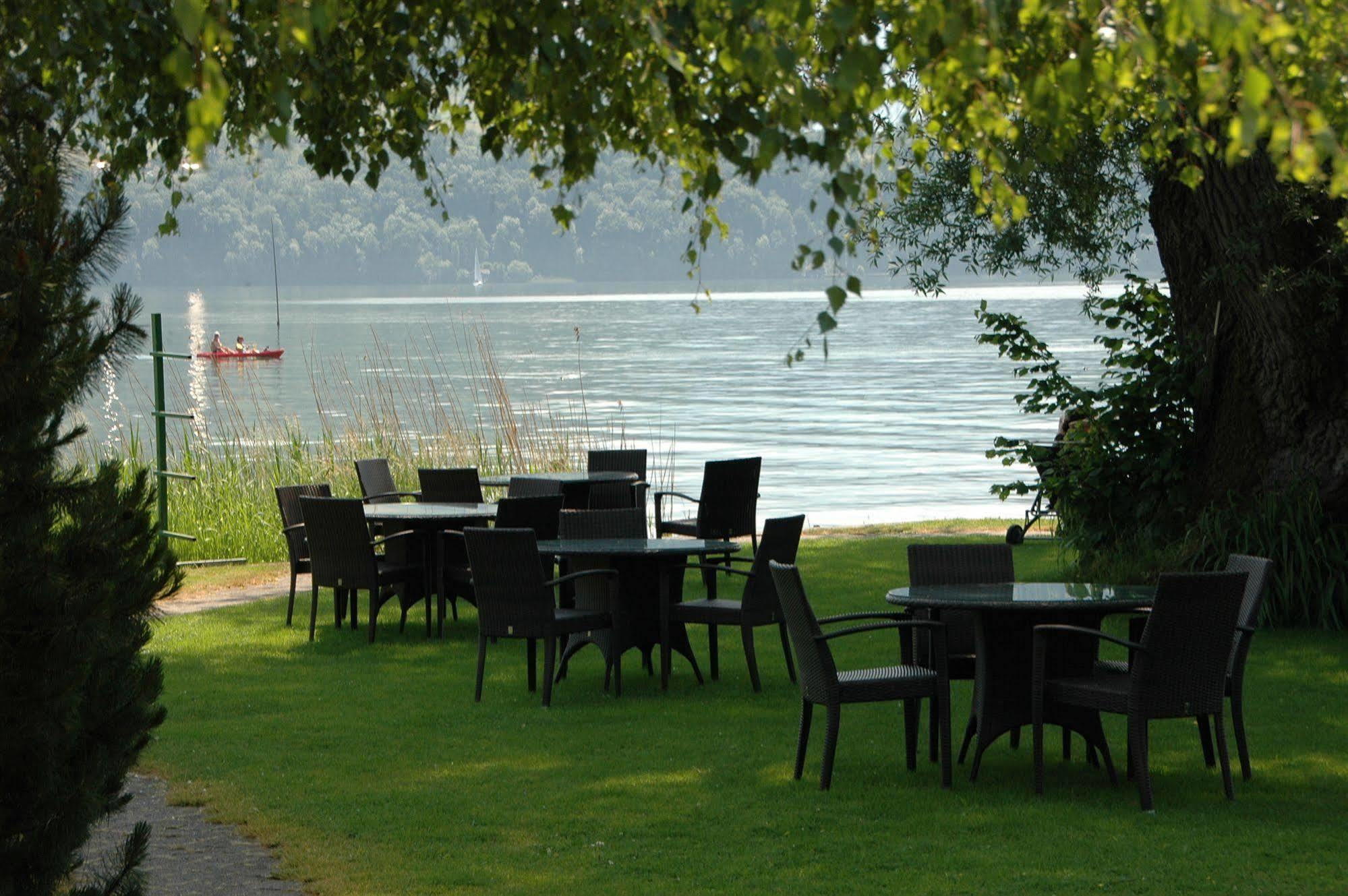 Swiss-Chalet Merlischachen - Romantik Schloss-Hotel Am See Kussnacht Ngoại thất bức ảnh